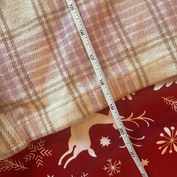 Aeropostale pink cream plaid cropped flannel jacket with hood, medium - Picture 11 of 12